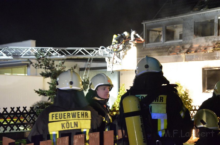 Feuer 4 Koeln Immendorf Giesdorfer Allee P224.JPG